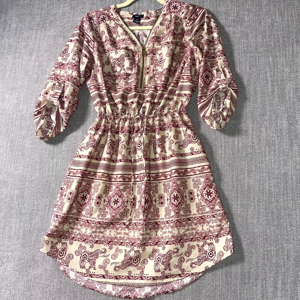 Rue21 Mini Dress Women Small Beige Red Paisley Roll Tab Sleeve Tie Waist 1/4 Zip